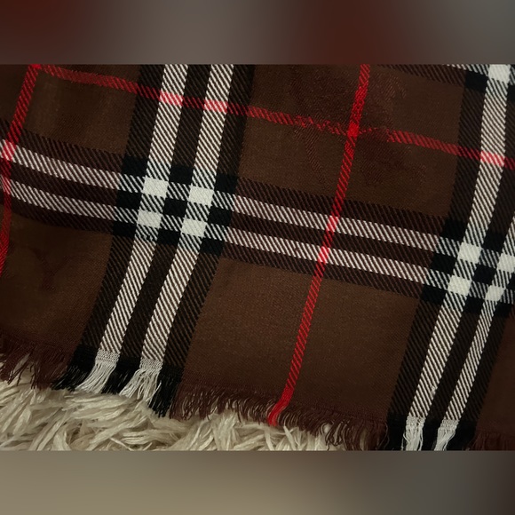Burberry London Brown Tartan Check Print Scarf - Picture 5 of 8